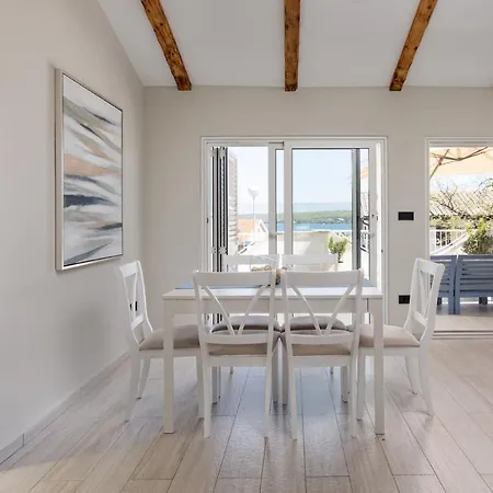 Villa Liva Vantacici